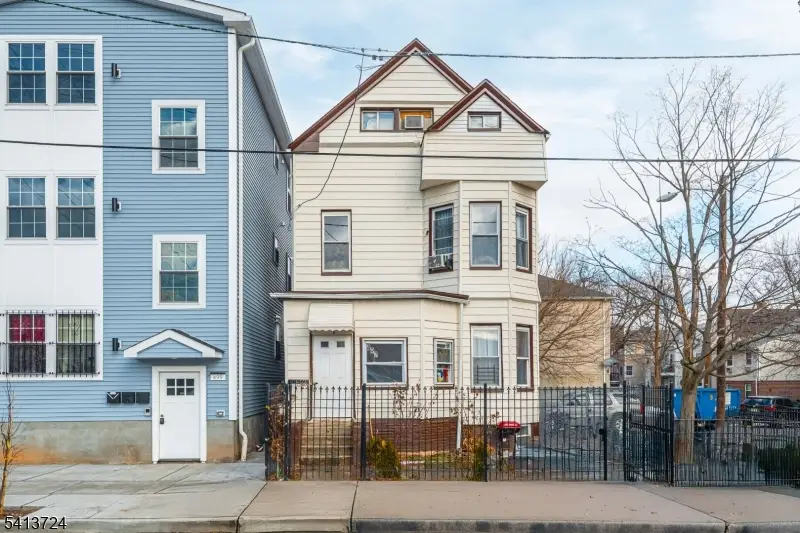 497 7th Ave, Newark, NJ 07107 - #2