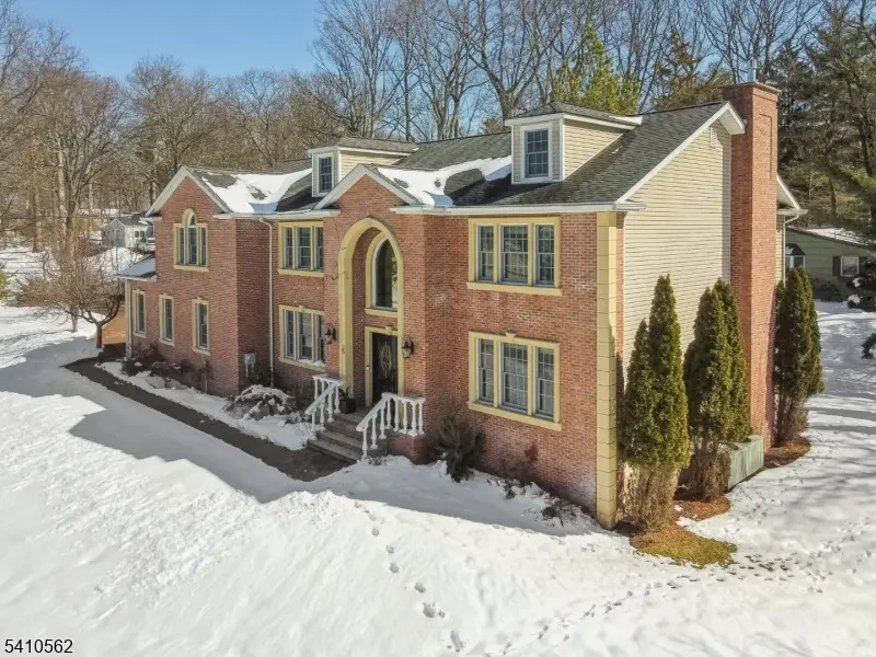 25 Page Dr, Oakland, NJ 07436 - #2