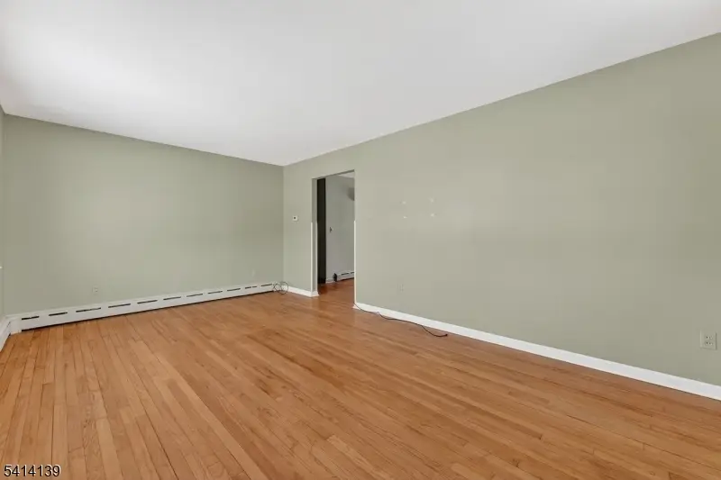 24 4th Ave, Port Reading, NJ 07064 - #2
