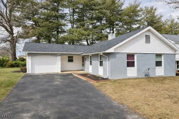 1 Montclair Ln, Willingboro Twp., NJ 08046