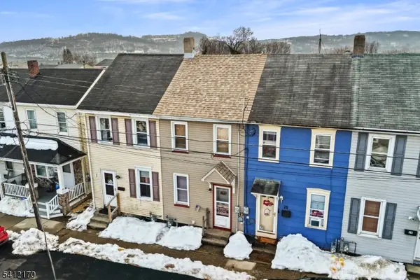 72 Lewis St, Phillipsburg Town, NJ 08865