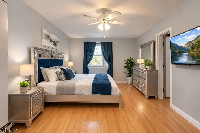 832 Parker St, Newark, NJ 07104 - #3