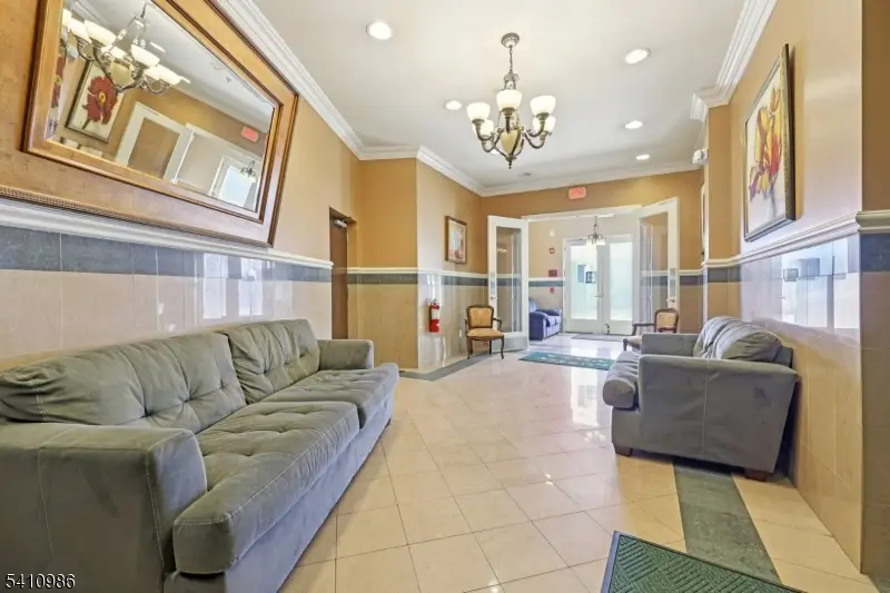 15-19 Tichenor Ln #407, Newark, NJ 07114 - #1