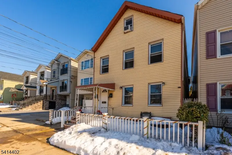 54 Florida St, Elizabethport, NJ 07206 - #2