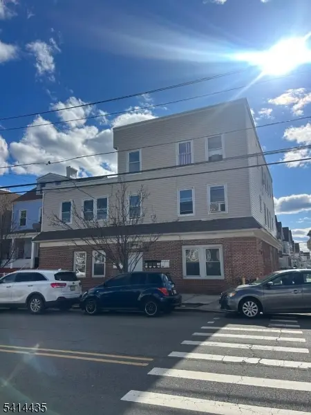 410 1st Ave #4, Elizabethport, NJ 07206 - #2