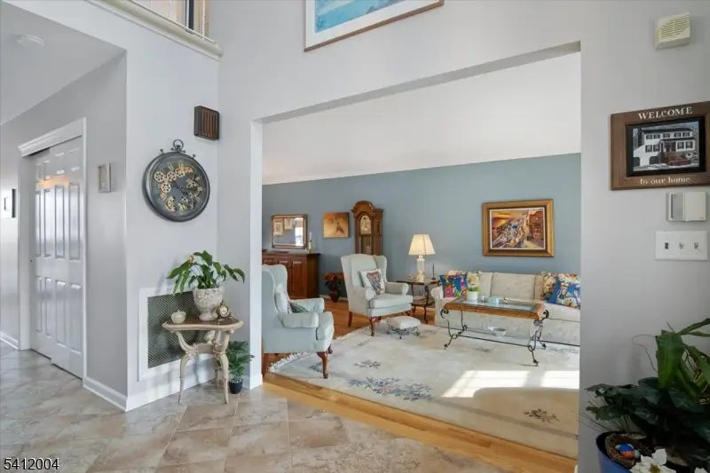 4 Birdseye Circle, Pines Lake, NJ 07470 - #3