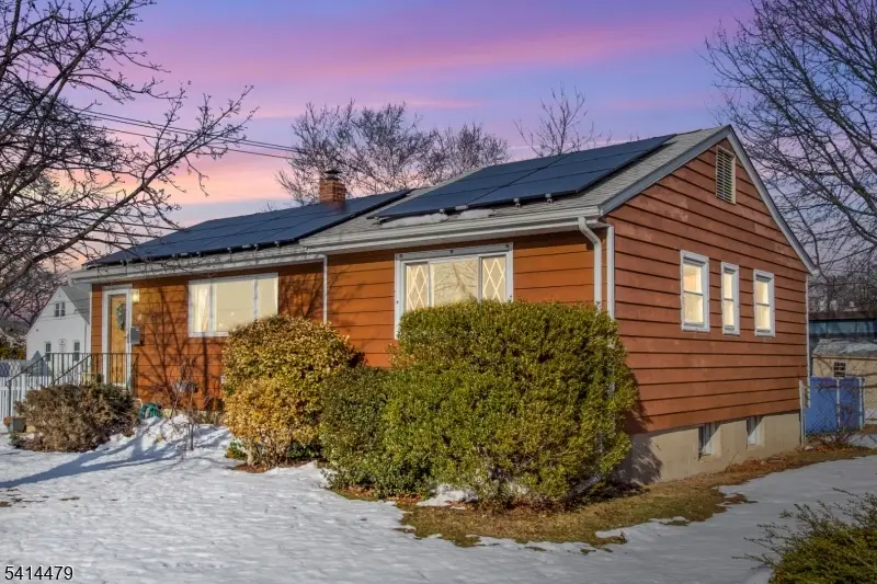 38 George St, Saddle Brook, NJ 07663 - #2