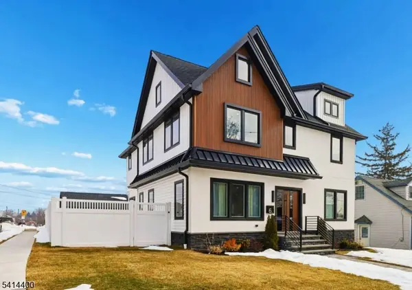 6 Hillside Ter, Wallington Boro, NJ 07057