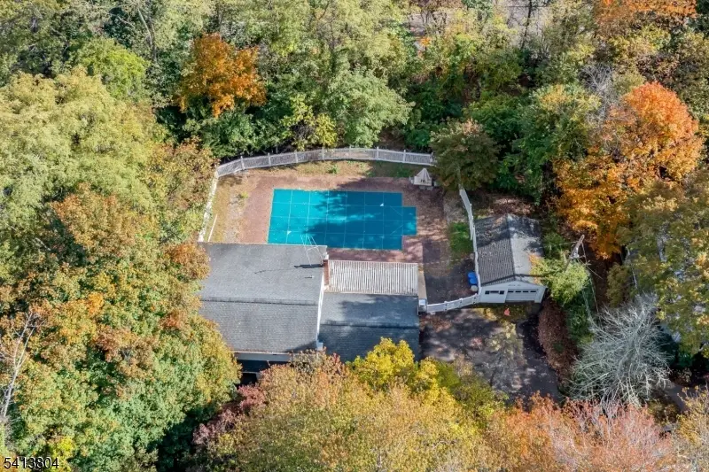 75 Cherokee Ave, Allendale, NJ 07401 - #3