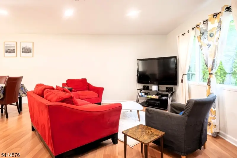 5 Beaver Brook Dr, Vernon, NJ 07461 - #3