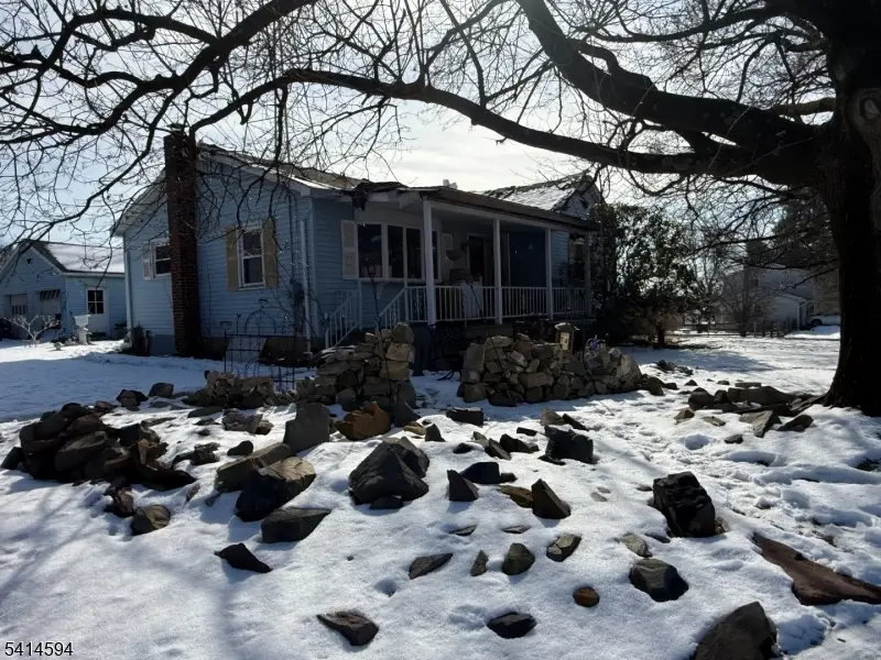 2 Abrams Rd, Holland, NJ 08848 - #1