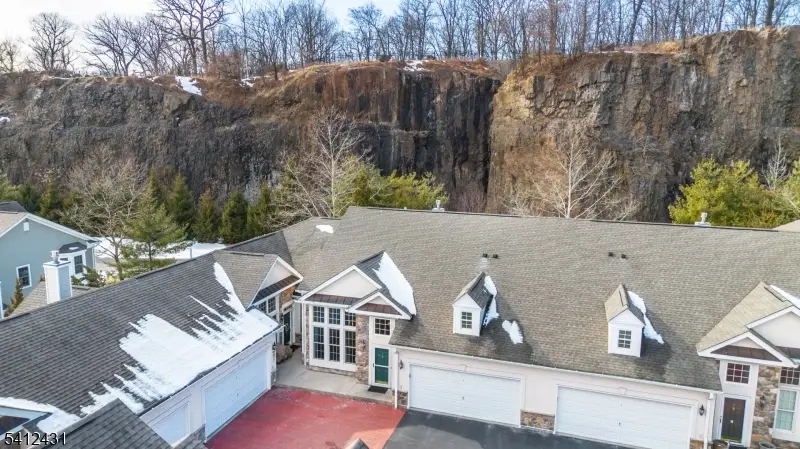 7 Graphite Dr, Woodland Park, NJ 07424 - #1