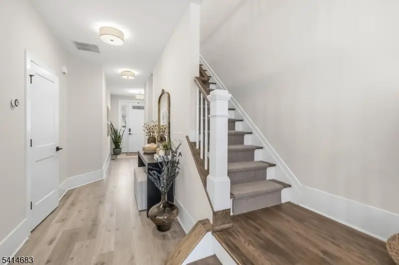 24 Aspen Dr, Cedar Grove, NJ 07009 - #3