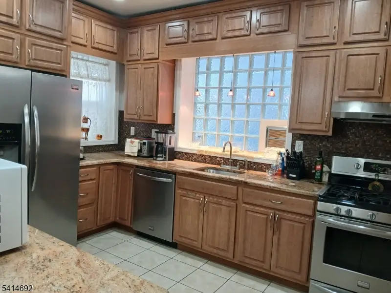 308 17th Ave, Paterson, NJ 07504 - #3