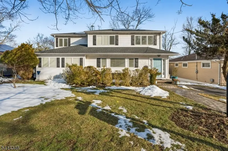 12 (14) Dale Drive, Pleasantdale, NJ 07052 - #2