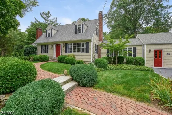 42 Washington Valley Rd, Mendham Twp., NJ 07945