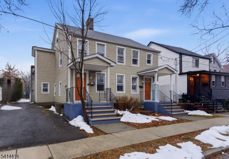 1922 Barnett St, Rahway, NJ 07065 - #2