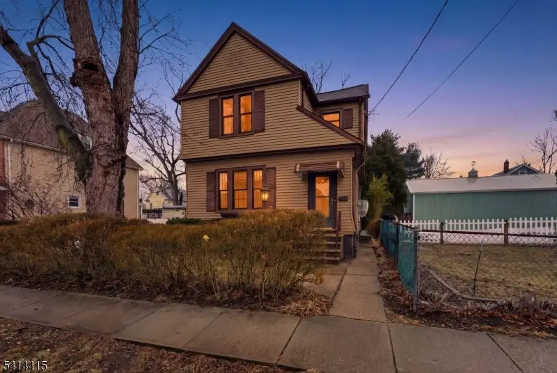 608 Meadow St, Roselle, NJ 07203 - #1