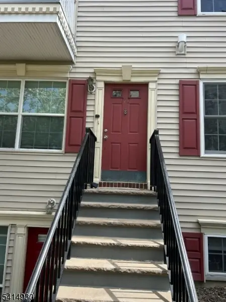 110 Vaughan Dr, Newark, NJ 07103 - #1