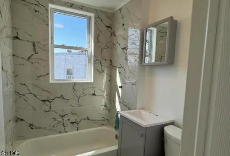 307 Clinton Pl, Newark, NJ 07112 - #3