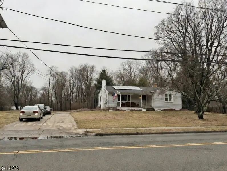 53 Carlton Ave, Ewing, NJ 08618 - #3