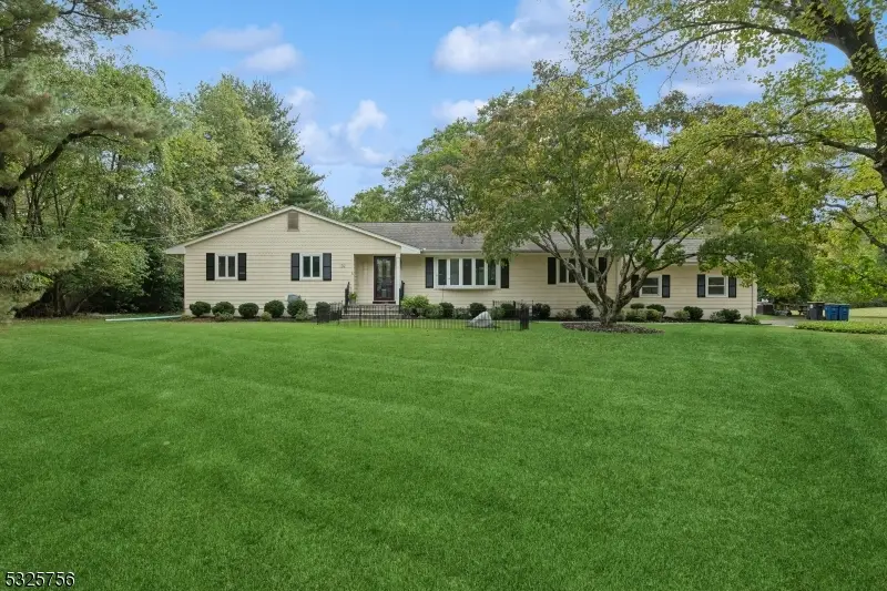 102 Jamestown Rd, Montgomery, NJ 08502 - #1