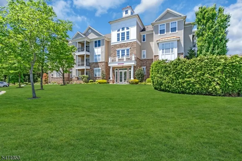1103 Enclave Cir #1103, Franklin, NJ 08873 - #1