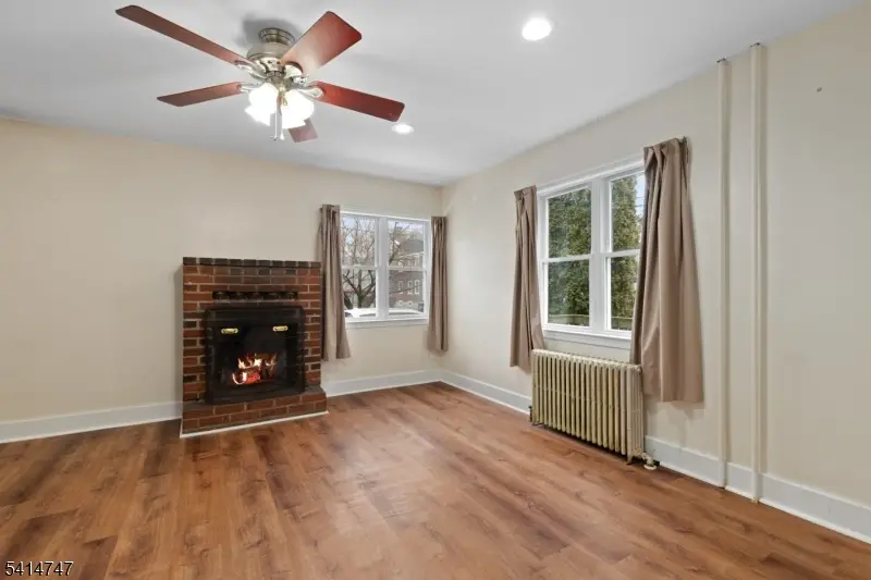 19 Adams St, Belvidere, NJ 07823 - #3