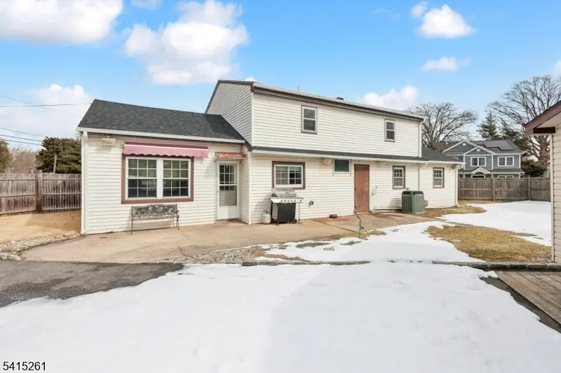 32 Glenville Rd, Edison, NJ 08817 - #3