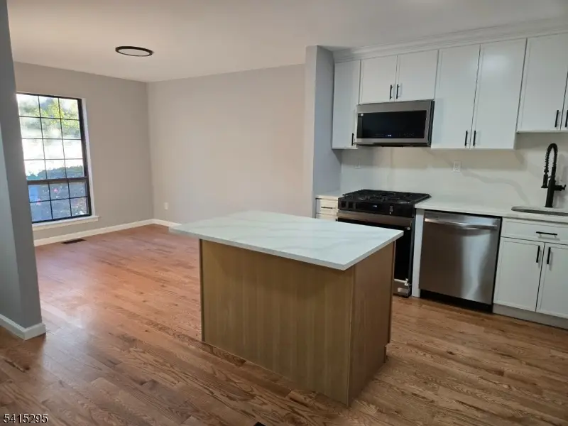 38 Fox Hill Ln, Hillsborough, NJ 08844 - #3