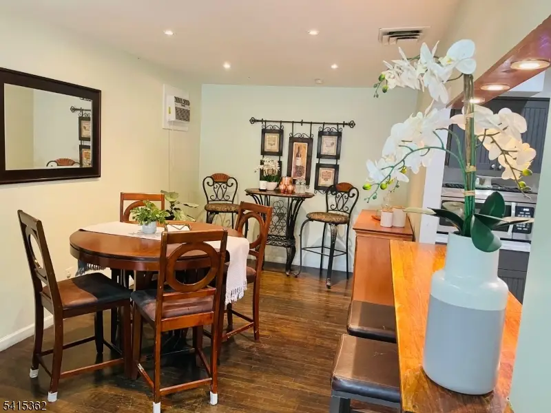 17 Country Club Ln, Elizabeth, NJ 07208 - #3