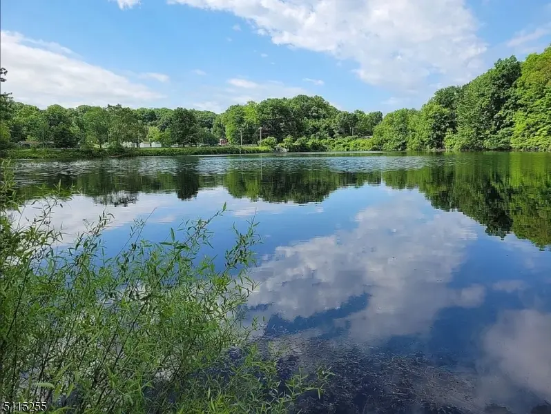 59 Woodland Dr, Vernon, NJ 07462 - #1