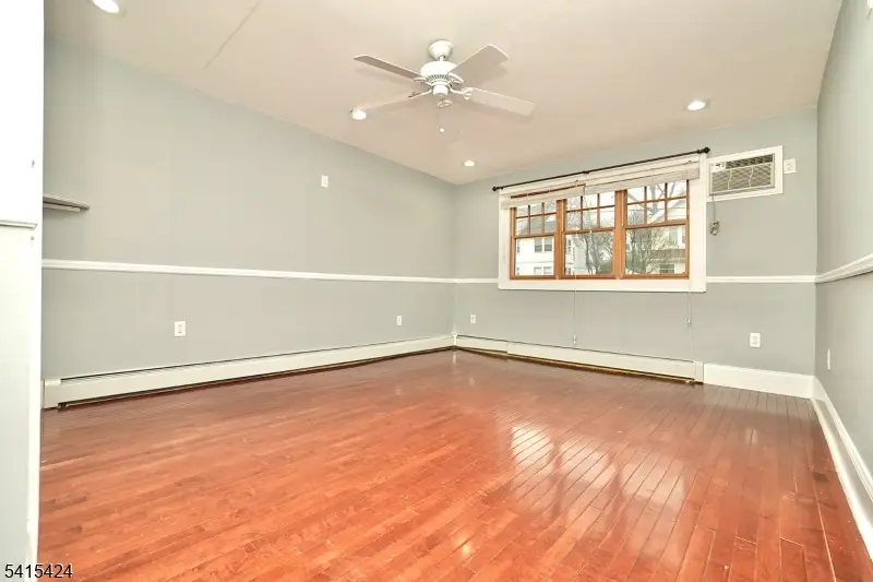 81 Berkeley Ave, Bloomfield, NJ 07003 - #2