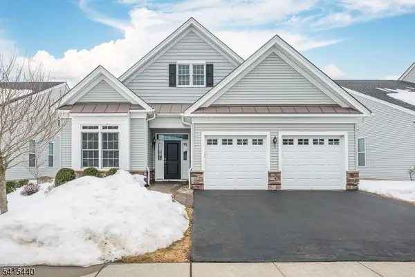 12 Beecher Ln, Mount Olive Twp., NJ 07836