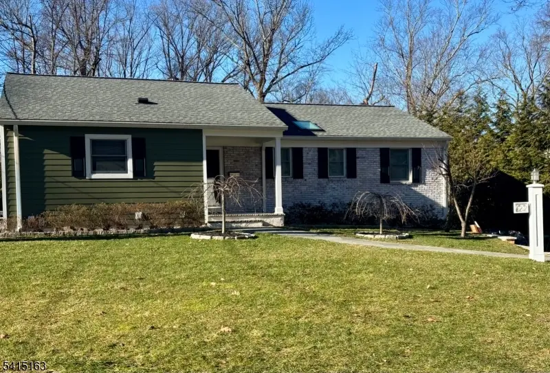 22 Brook Hollow Ln, New Providence, NJ 07974 - #1