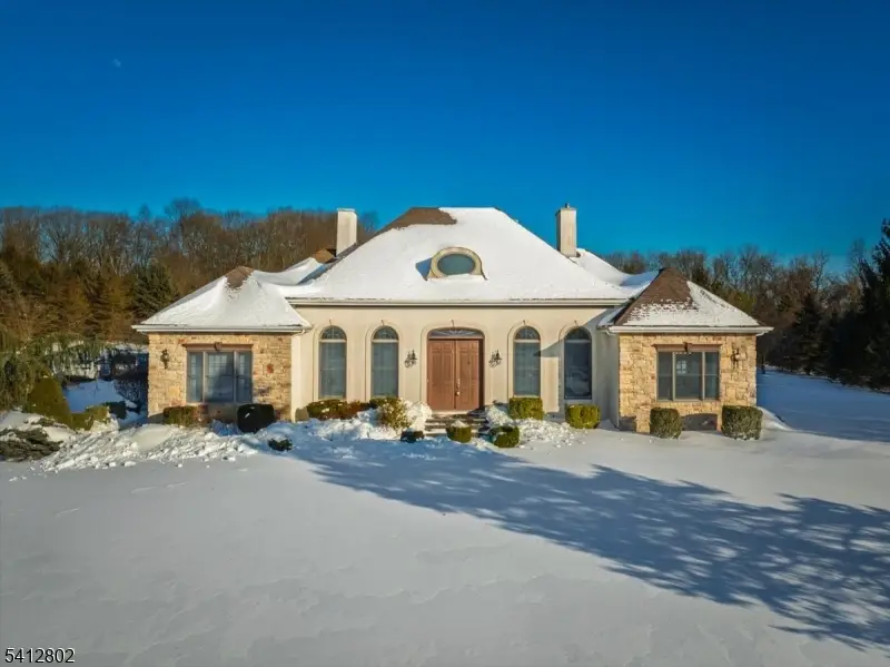 238 Old Turnpike Rd, Tewksbury, NJ 07830 - #1