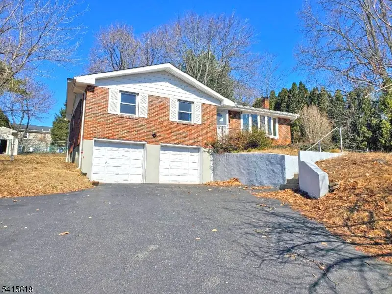 52 Valley View Rd, High Bridge, NJ 08829 - #3