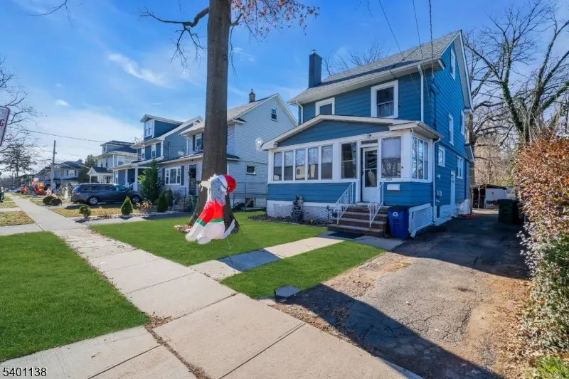 320 Pine St, Roselle, NJ 07203 - #2