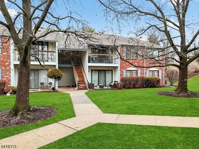 96 Crabapple Ln, Franklin Park, NJ 08823 - #1