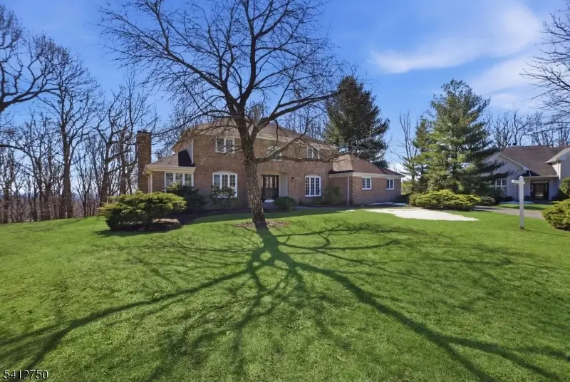 50 Pinewood Cres, Berkeley Heights, NJ 07922 - #3