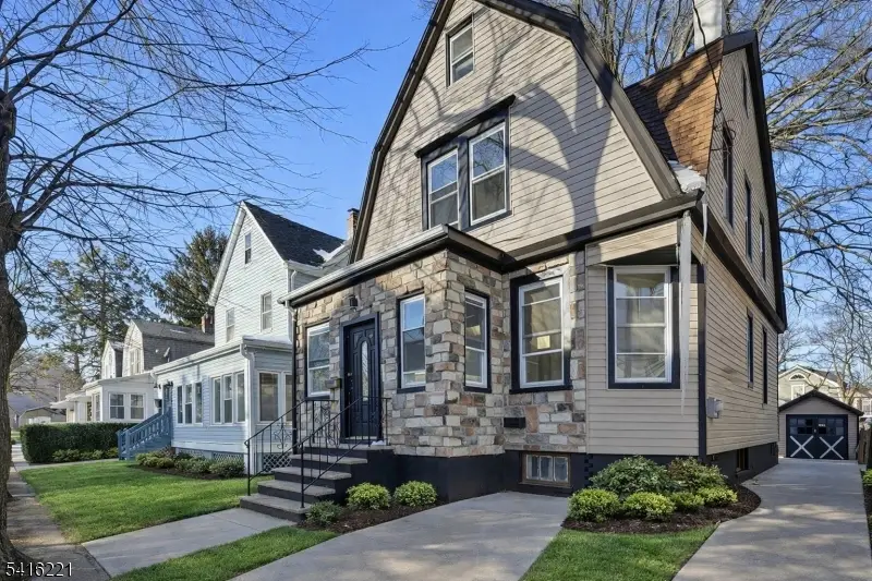 14 Ruth St, Irvington, NJ 07111 - #1