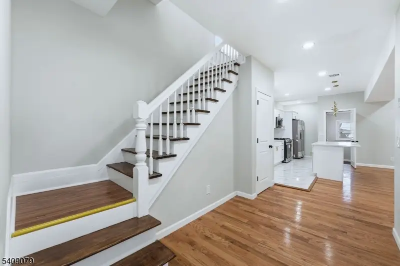 14 Ruth St, Irvington, NJ 07111 - #3