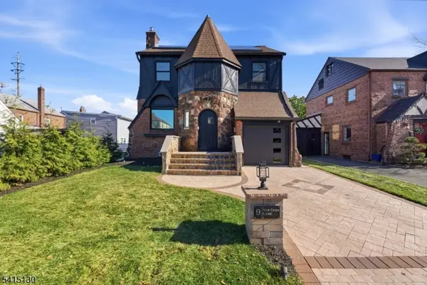 9 New Brier Ln, Clifton City, NJ 07012