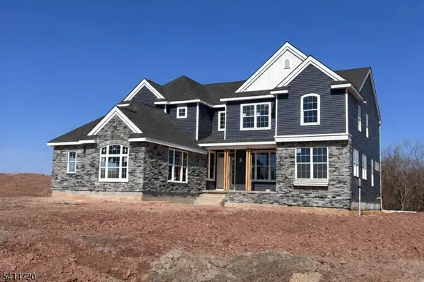 5 Paetzell Farm Rd, Milford Boro, NJ 08848