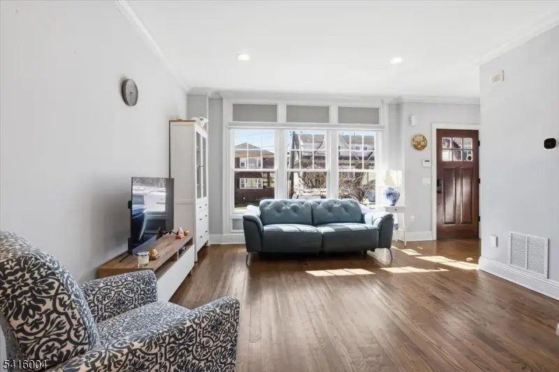 19A Ocean St #A, Millburn, NJ 07041 - #2