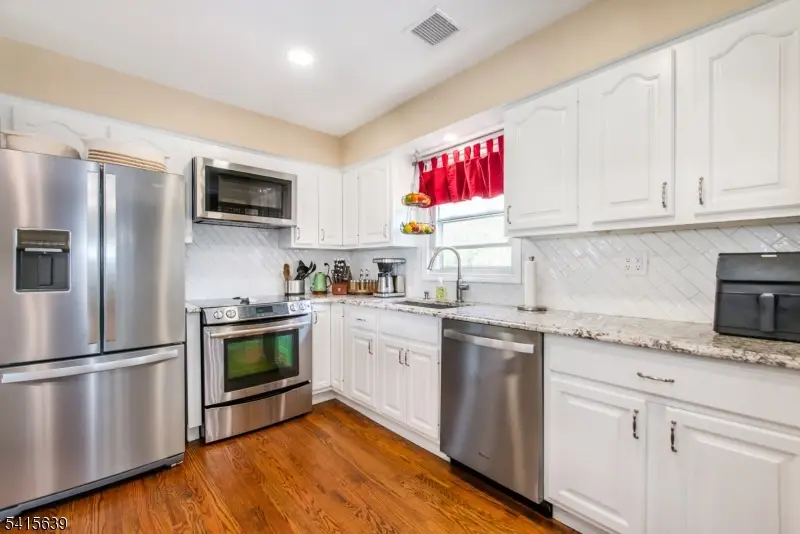 2 Rolling View Dr, Independence, NJ 07840 - #3