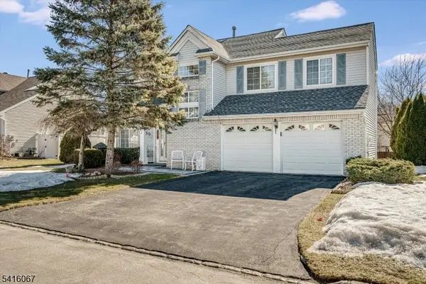 13 Little Doe Run, Jefferson Twp., NJ 07438