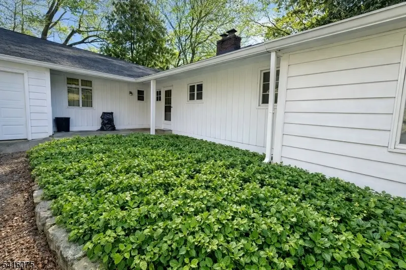 418 River Rd, Chatham, NJ 07928 - #1