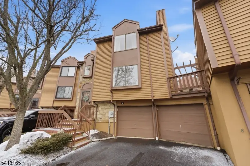 4 Faesch Ct, Rockaway, NJ 07866 - #1