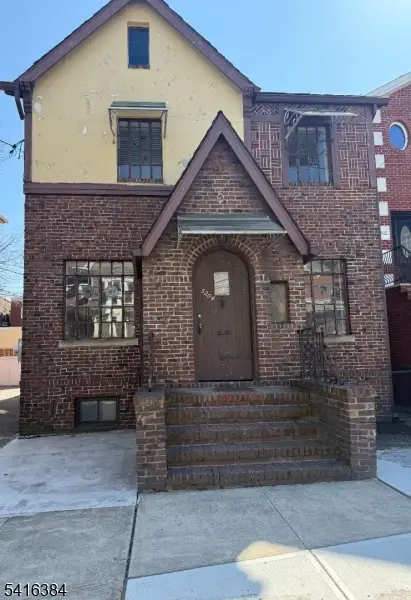 5204 Fairview Ter, West New York, NJ 07093 - #2